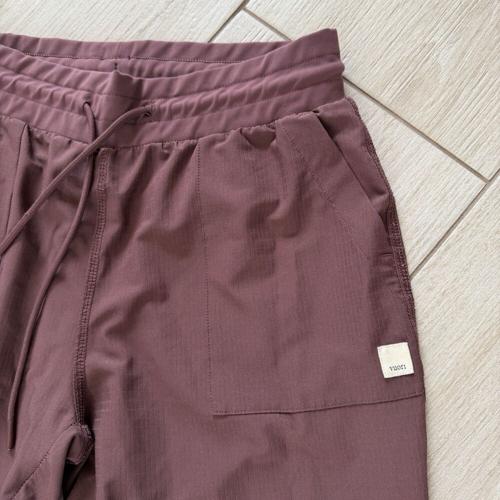 Vuori Fig Maroon Summits Woven Ripstop Jogger Activewear Pants Small Womens - Picture 3 of 8